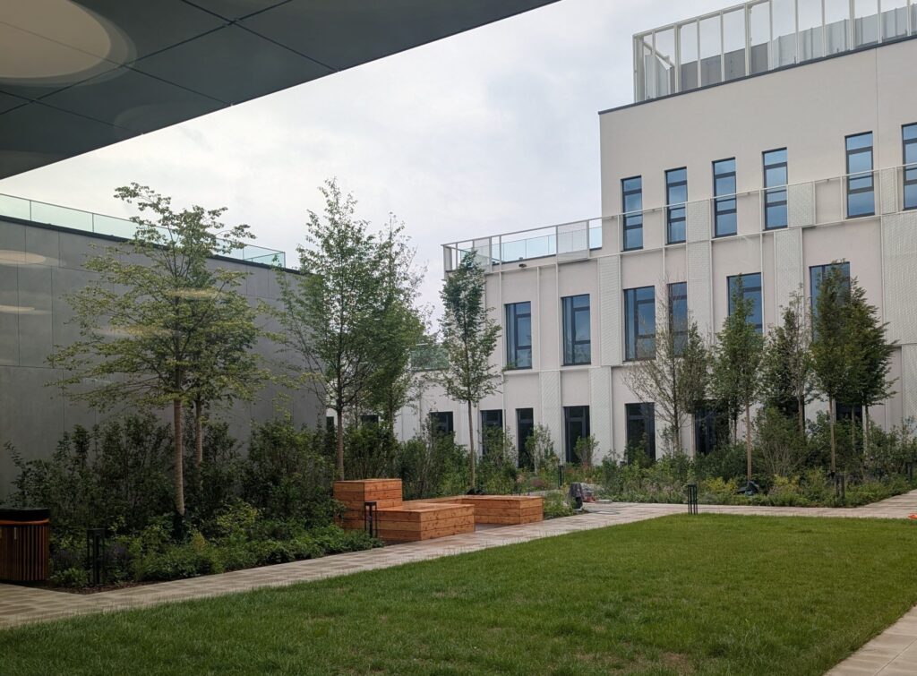 fragment budynku Innowacyjnego Centrum Nauk Żywieniowych